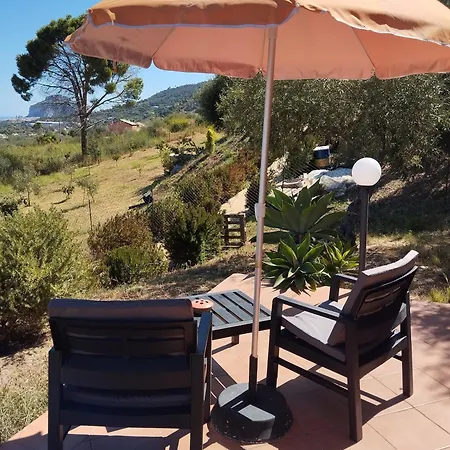 Casetta Di Salaverde Cefalù