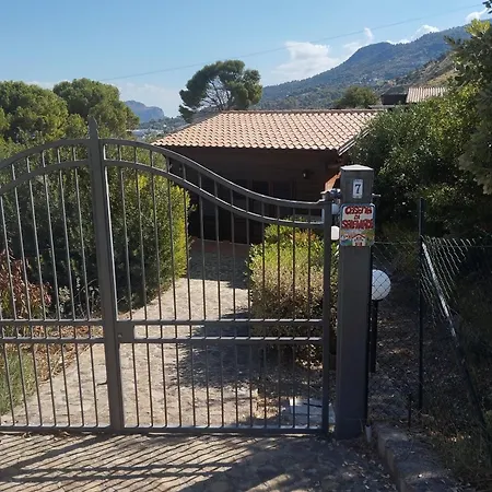 Casetta Di Salaverde * Cefalù