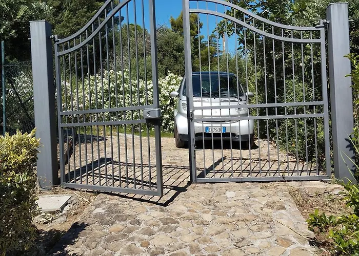 Casetta Di Salaverde Holiday home Cefalu