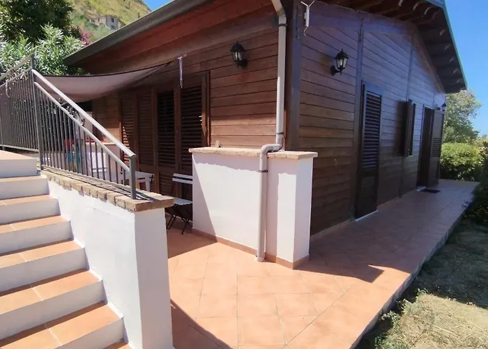 Casetta Di Salaverde Чефалу