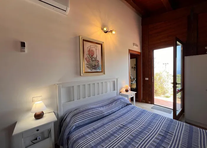 Casetta Di Salaverde Holiday home Cefalu