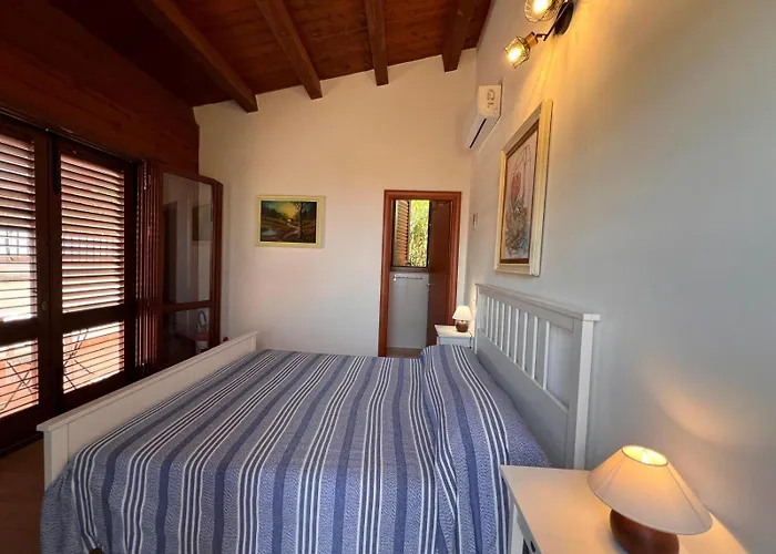 Casetta Di Salaverde Чефалу